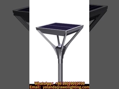 Lengan lampu taman surya baru sedang dipoles.