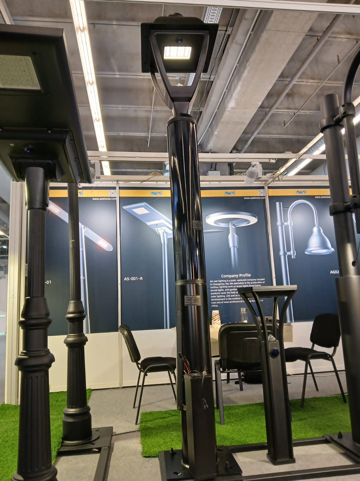 Blog perusahaan terbaru tentang Modul Silinder Surya Kaca Tempered Resmi Diluncurkan.