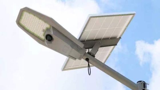 Beli Lampu jalan surya komersial hemat energi 400W 600W Lampu bertenaga surya IP65 Lampu luar untuk jalan dan jalan online manufacture