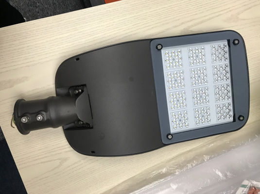 Beli Die-casting Aluminium 60W 100W 150W 200W Outdoor LED Street Lights Waterproof IP65 Dengan Sertifikat CE Digunakan untuk Jalan Raya, Jalan Utama online manufacture