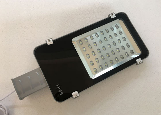 Beli IP65 IK09 Aluminium bertenaga tinggi 30W 50W 80W 100W 150W Lampu jalan LED luar dengan lumen tinggi ETL Disetujui online manufacture