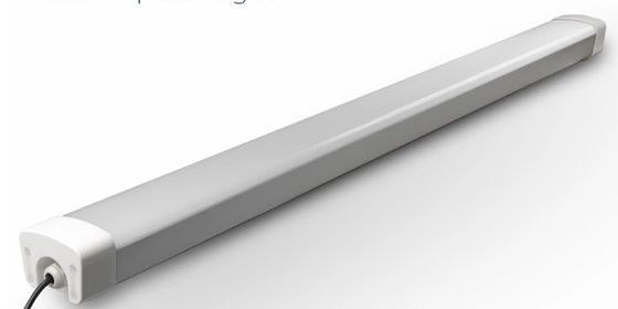 Supermarket Waterproof LED Batten Light AC85 - 265V Tegangan Input 0,9 PF